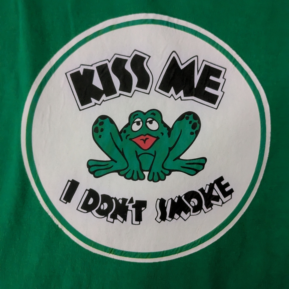 Handmade Shirt "Kiss Me I Don't Smoke" Green Frog Shirt, Size Medium (Adult)